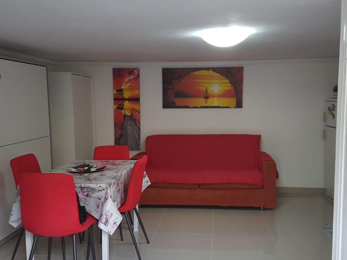 Sole...Mare...E...Spiaggie Bianche! Apartment Vada Exterior photo